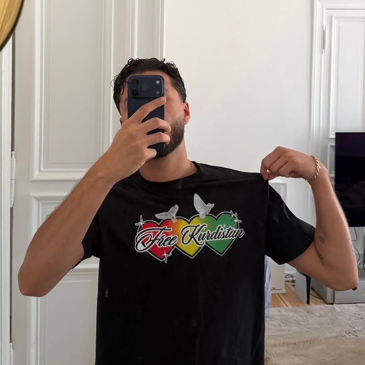 3 Hearts Free Kurdistan "Berlin für Rojava" Tee (Black)